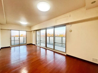 【居間・リビング】 | 堺泉北光明池城山公園シンシア