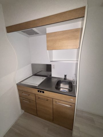 セレニテ神戸元町クレアのキッチン