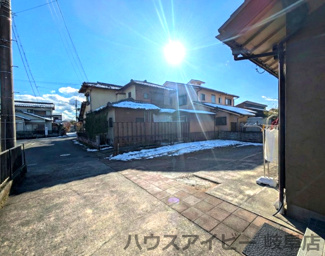 【駐車場】 | 神戸町神戸中古戸建　神戸小学校まで徒歩7分！ | 神戸町中古戸建★4DK★お車3台OK★