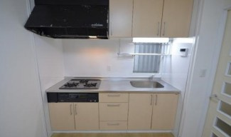 【キッチン】 | 秀和新川アネックス | 使いやすいキッチンです