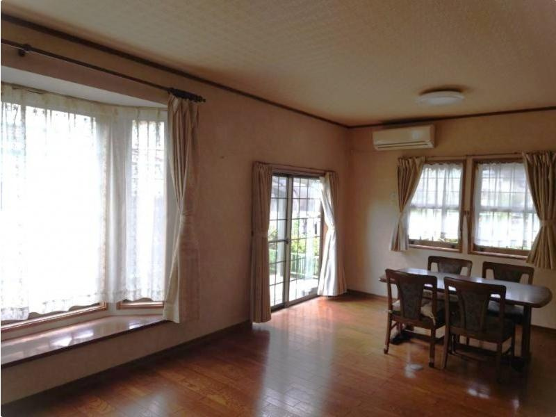 いわき市中央台鹿島1丁目　中古戸建の居間・リビング