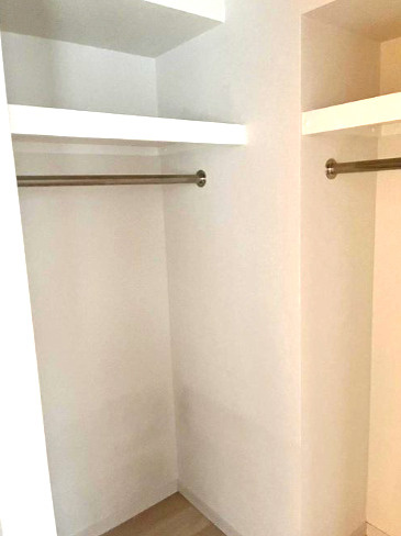 ◆ＬＤＫ広々２０帖以上の角住戸◆３沿線利用可◆ペット飼育可能（規約有）◆プレミスト京都烏丸御池２番館の収納|ウォークインクローゼット