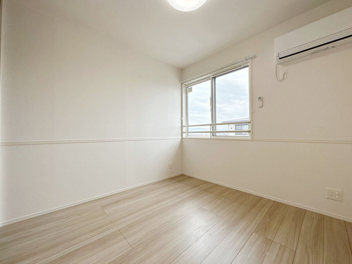 シャルマン大和郡山の居間・リビング