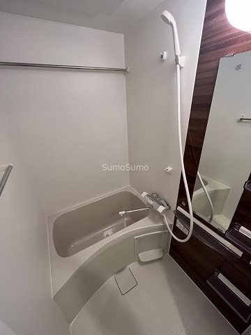 セレニテ本町東リアンの浴室