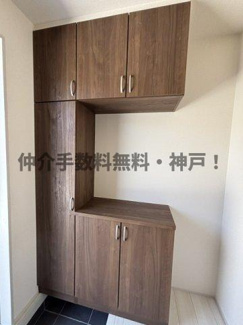 【玄関】 | 神戸市西区竹の台3丁目　新築戸建1号棟　仲介手数料無料！ | 毎日通る玄関はこちらです