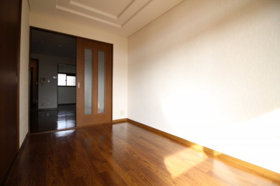 【洋室】 | ファインヴィーブル参番館