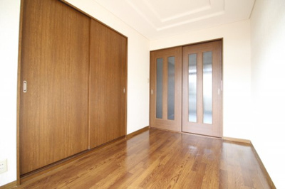 【寝室】 | ファインヴィーブル参番館