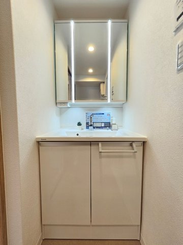 【独立洗面台】の画像