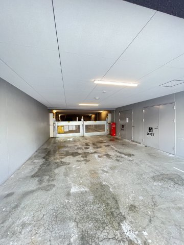 セレニテ神戸ミラクの駐車場
