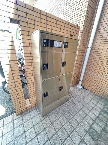 コスモ塚口の外観