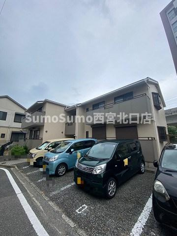 コーポラスベルの外観