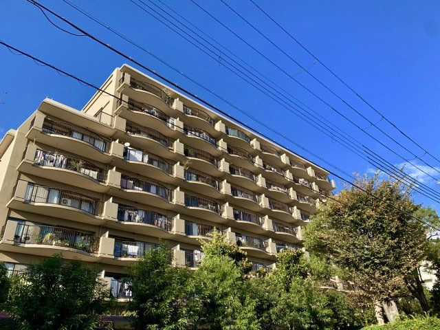 コープ野村青谷の外観