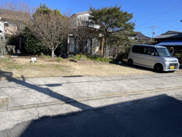 東唐津１丁目駐車場