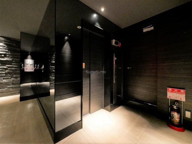 サムティ西長堀リバーフロントのロビー|ゆとりのあるロビーです