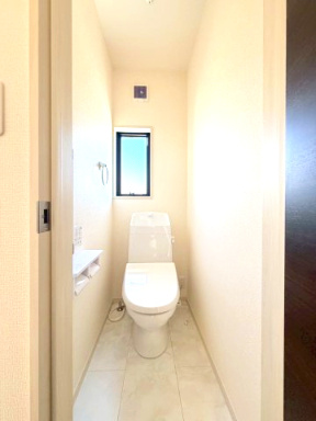 岸和田市池尻町3期全2棟リーブルガーデン　2号棟のトイレ