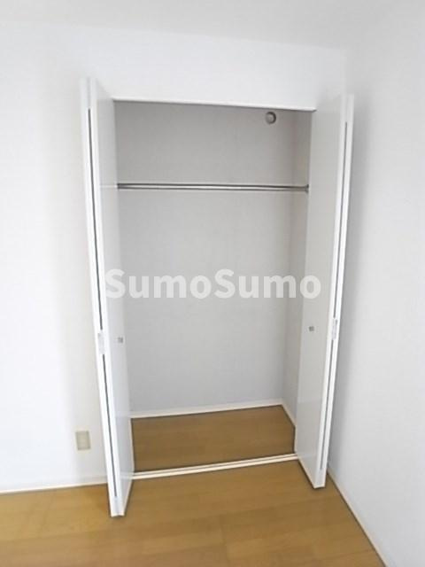 サーティ福弥の収納