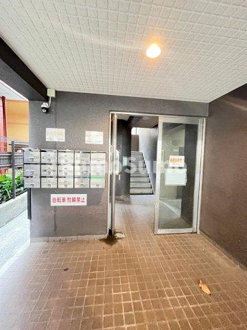 パーソナルハイツ御影Ⅱのロビー|建物の内部です