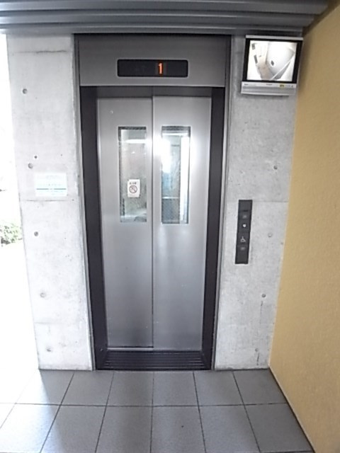 ドエル食満の外観