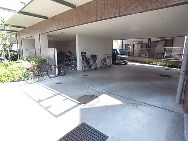 ドエル食満の外観