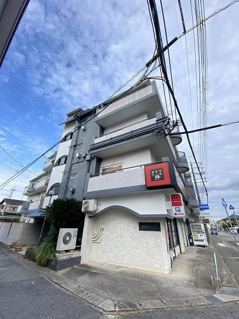 ネクステージ塚口５番館の外観