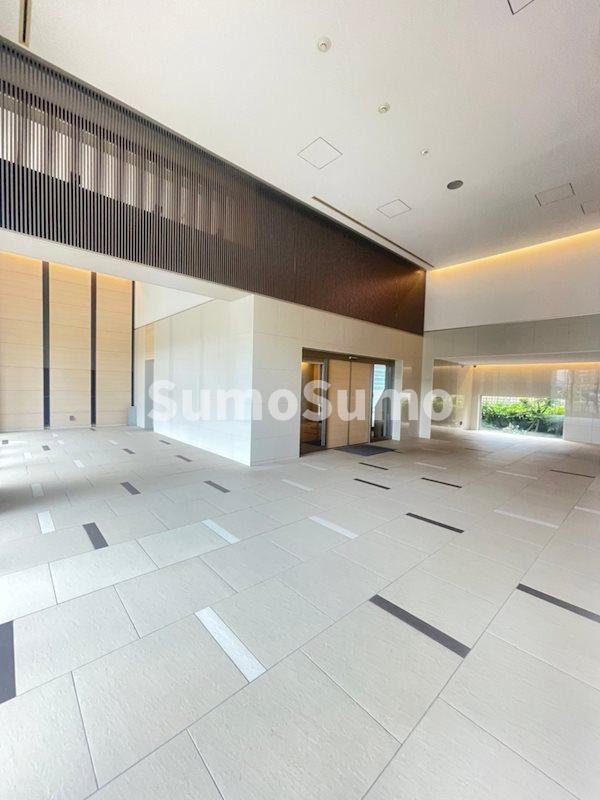 ザ・パークハウス神戸春日野道のロビー