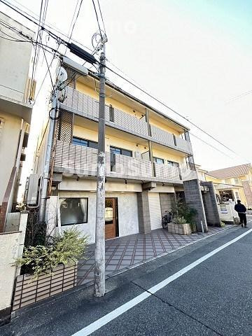 コスモハイツの外観|落ち着いた雰囲気の外観です