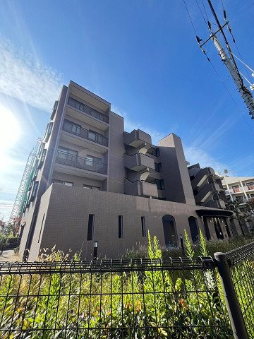 コンフォール武庫川の外観