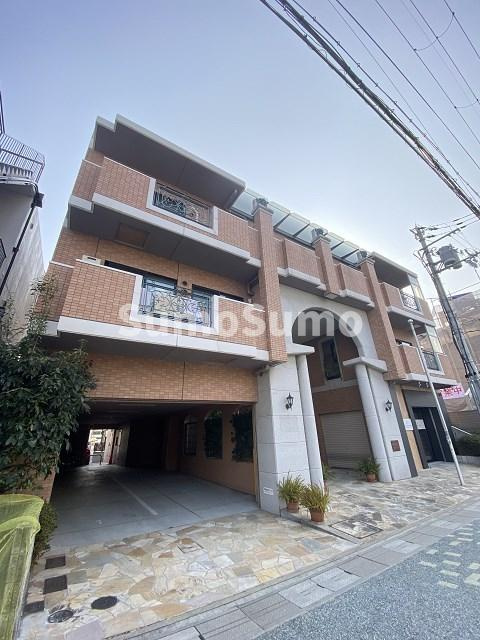 ドルチェ東甲子園の外観