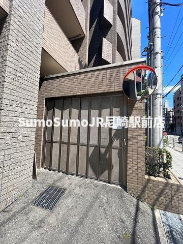 サムティ大阪WESTグランジール のエントランス|建物の内部です