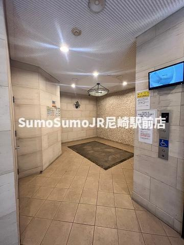 サムティ大阪WESTグランジール のロビー|落ち着いたロビーです