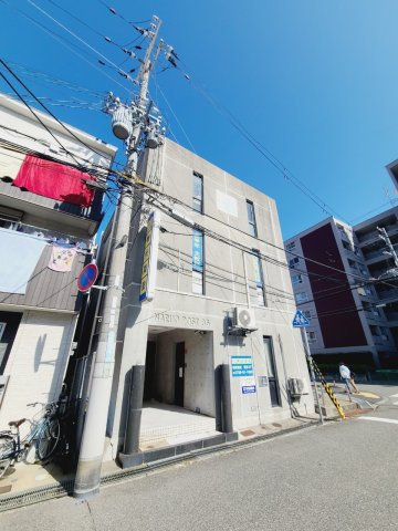 ナルオポスト