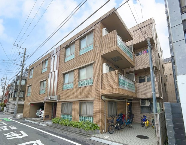 ゼクスビューネ中野本町の外観|新規リノベーションマンションにつき快適に新生活をスタートできます