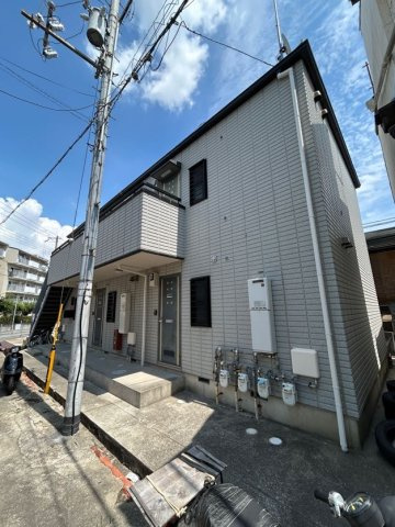コンフォール湊川の外観
