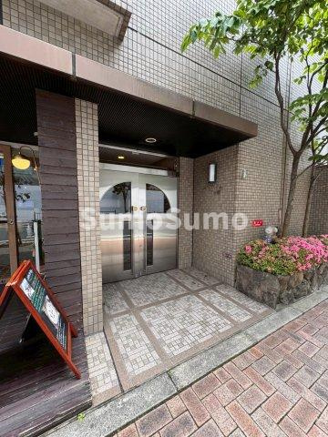 パークハイムうつぼのエントランス|清潔なエントランスです