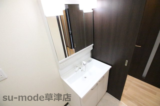 【洗面所】 | ハートフルマンション新左衛門 | スペースが確保できる洗面所です