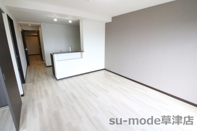 【居間・リビング】 | ハートフルマンション新左衛門 | ゆったりとしたリビングです