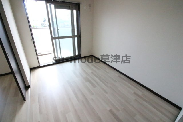 【洋室】 | ハートフルマンション新左衛門 | ゆったりした洋室です