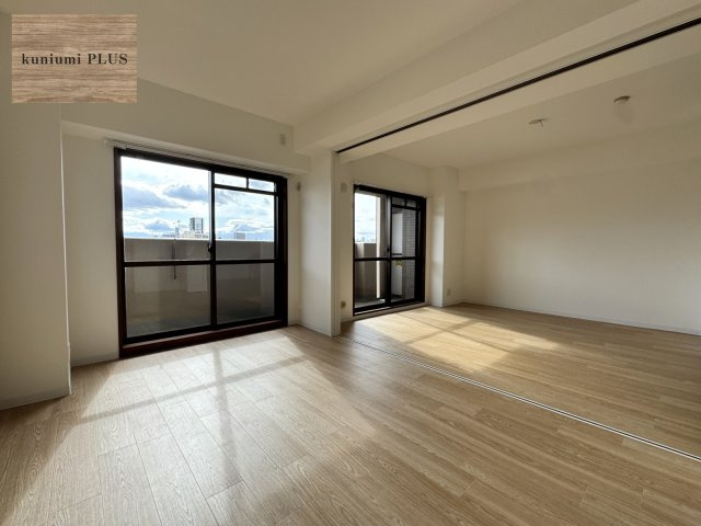 ライオンズマンション城東緑橋の居間・リビング