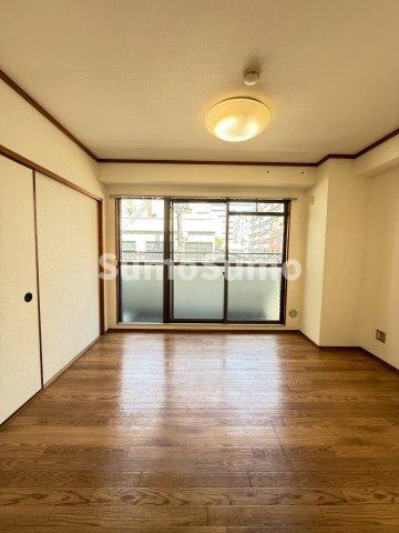 大阪市西区北堀江１丁目の賃貸マンションの居間・リビング