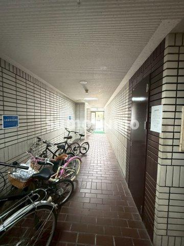 大阪市西区北堀江１丁目の賃貸マンションのロビー