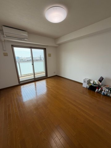 サニープレイス西芦屋　2号館の居間・リビング