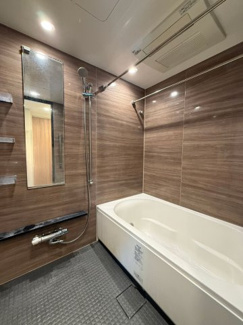 【浴室】 | クレヴィア茗荷谷 文京の丘 | 一日の疲れを心身共に癒せる。浴室暖房乾燥機能・ミストサウナ付き！