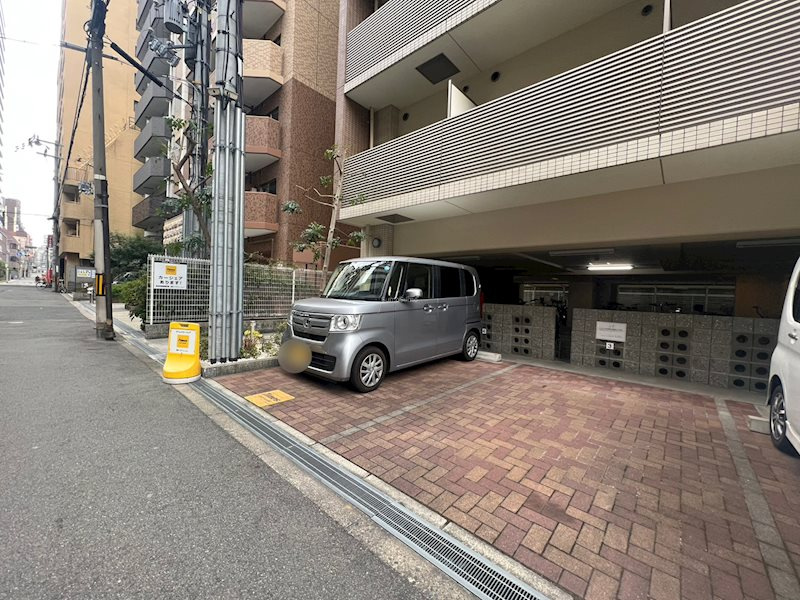 ドルチェヴィータ北浜の駐車場|駐車スペースもあります