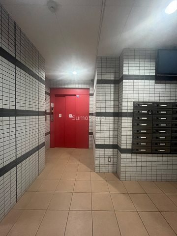 ドゥエリング桜川のロビー|ゆとりのあるロビーです