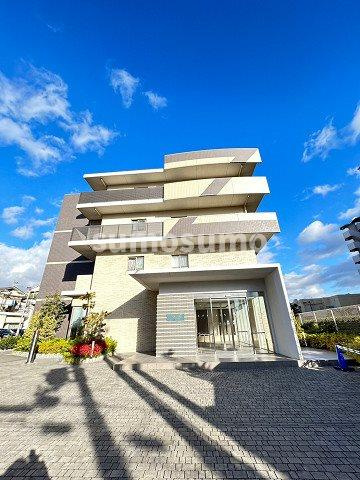 ザクシフの外観