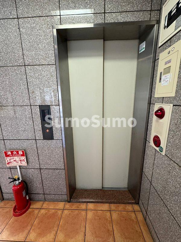 ドムール九条の外観