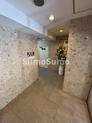 ドエル堀江南のロビー