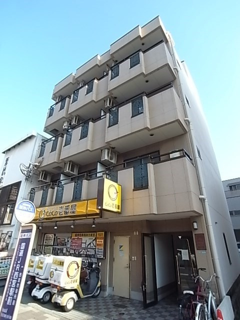 ドミールカクタスの外観