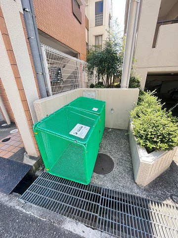 ニシキマンションの外観