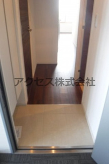 【玄関】 | ※同建物別室、参考写真